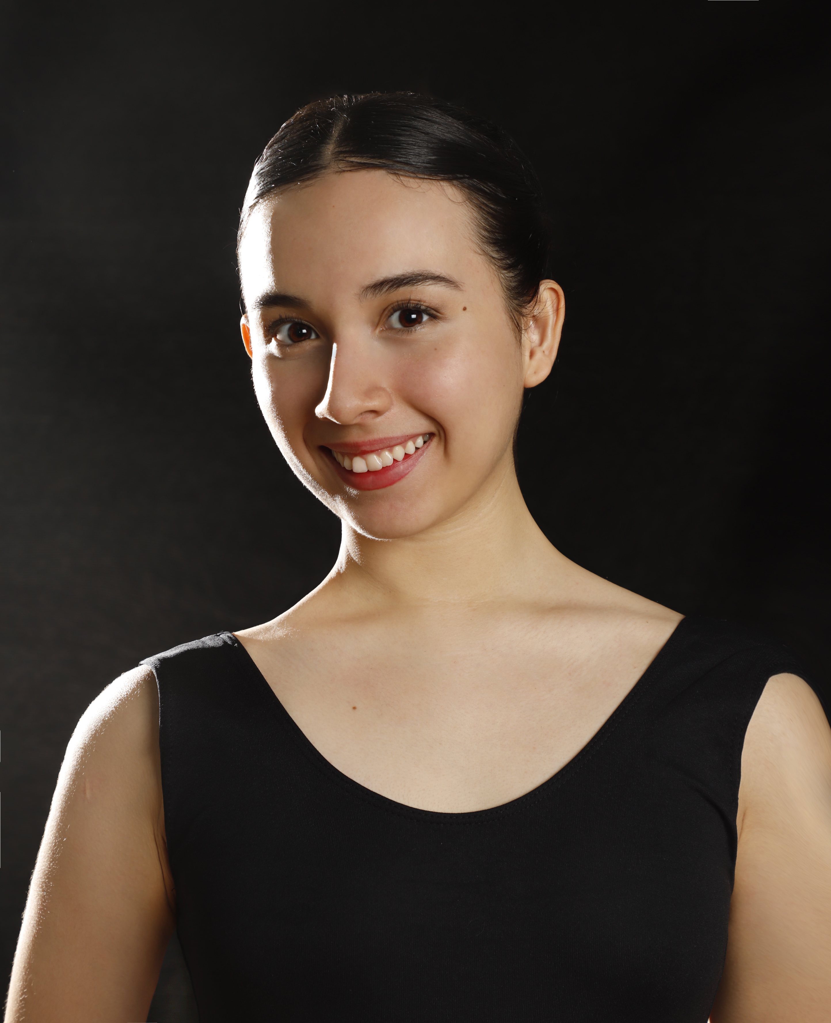 Portrait of Naomi Comboni